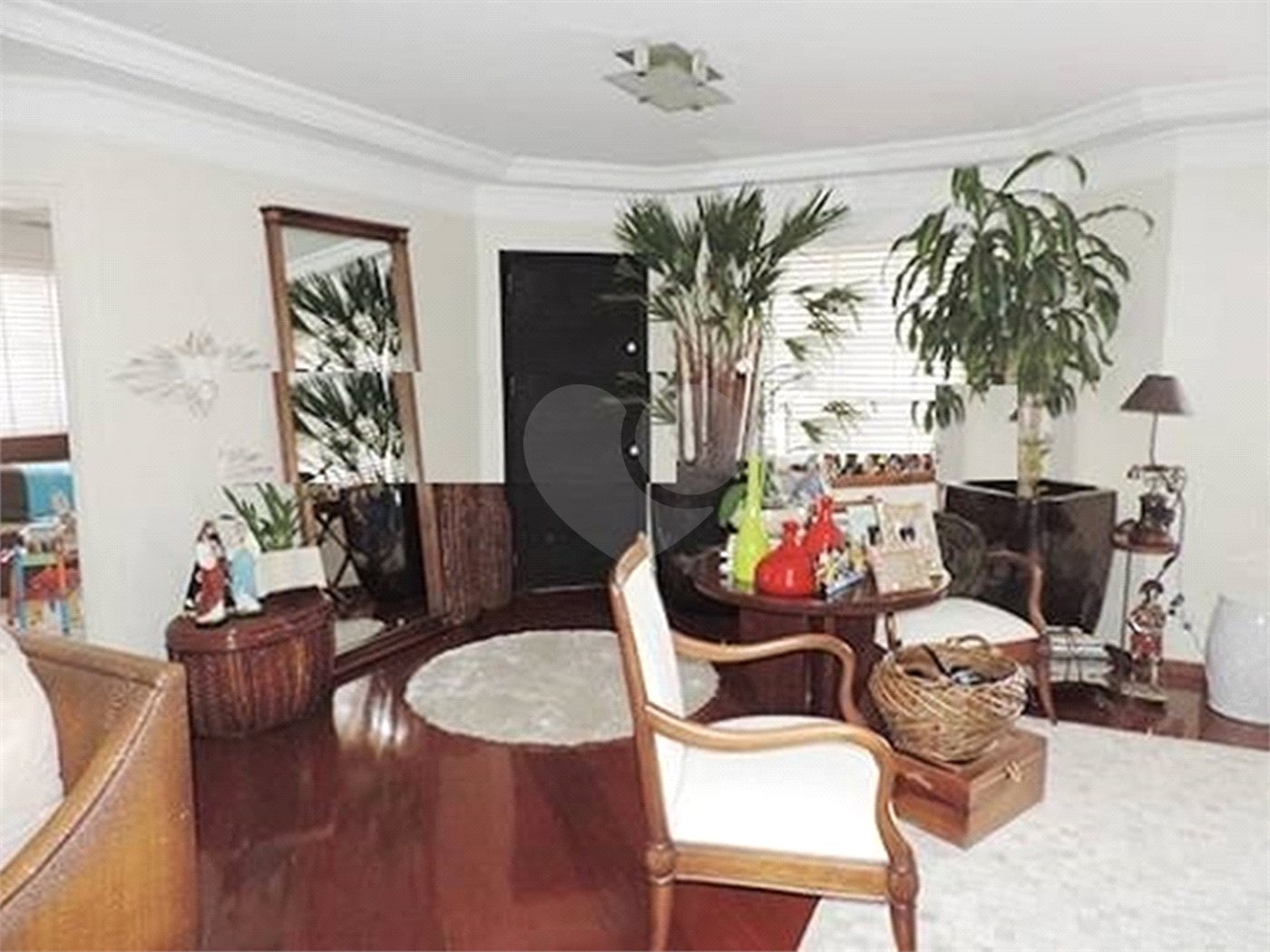 Casa à venda com 4 suítes em Jardim Floresta, São Paulo, SP