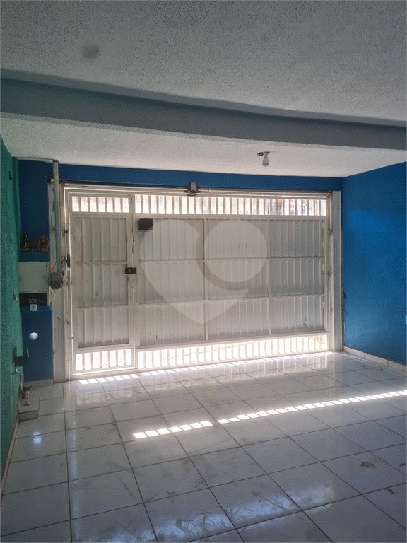 Sobrado à venda com 4 quartos, sendo 1 suíte,  em Vila Prudente, São Paulo, SP