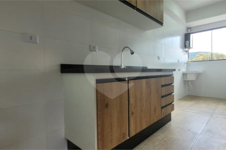 Apartamento para alugar com 2 quartos, sendo 1 suíte, em Jardim Carambeí, São Roque, SP