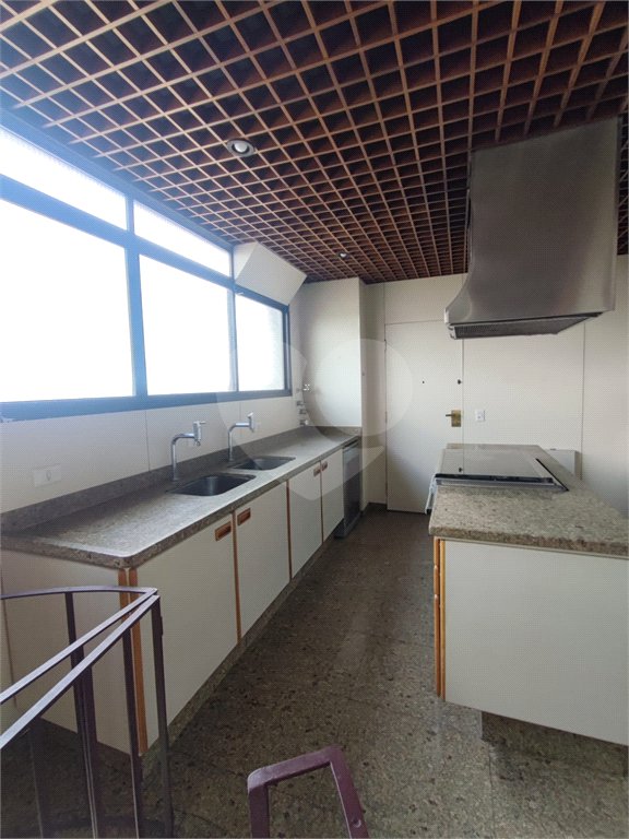 Apartamento à venda com 4 suítes em Moema, São Paulo, SP