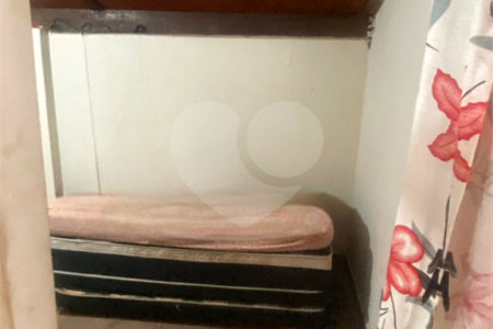Casa à venda com 2 quartos em Vila Piloto, Três Lagoas, MS