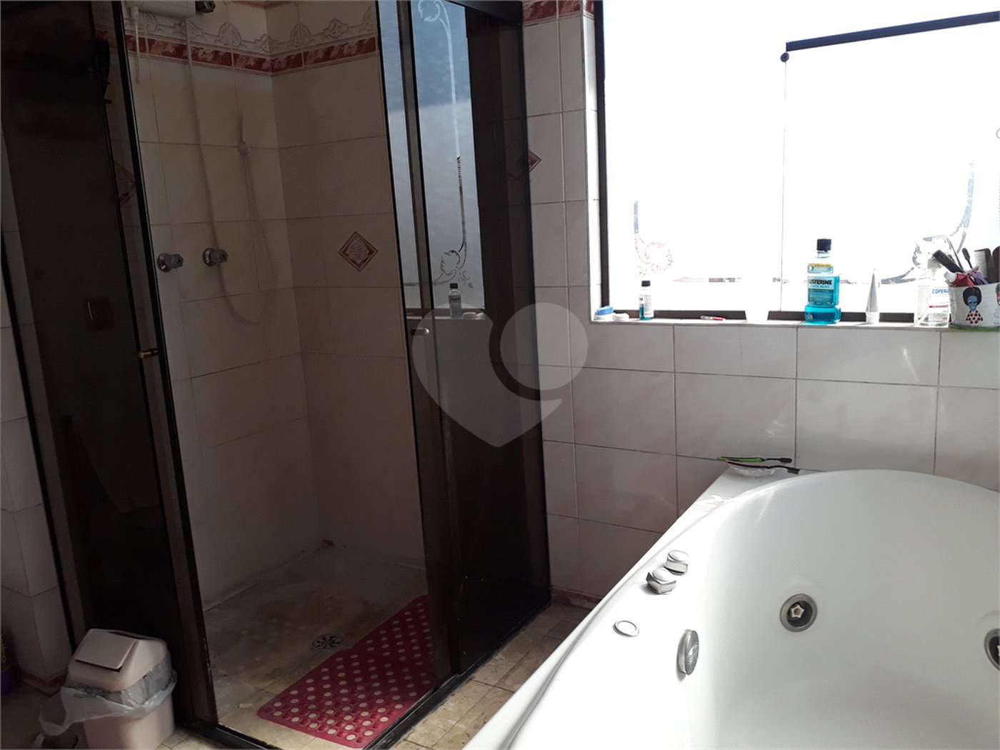 Sobrado à venda com 4 quartos, sendo 1 suíte, em Vila Constança, São Paulo, SP