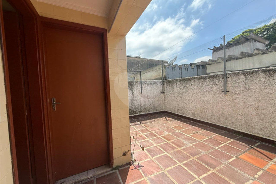 Sobrado à venda com 3 quartos em Horto Florestal, São Paulo, SP