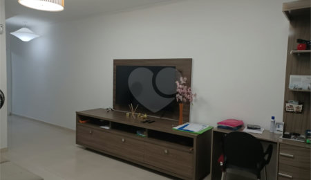 Sobrado à venda com 3 quartos, sendo 1 suíte,  em Jaçanã, São Paulo, SP