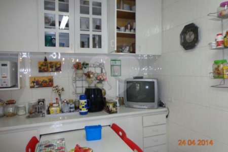 Apartamento à venda com 3 quartos, sendo 1 suíte, em Aclimação, São Paulo, SP