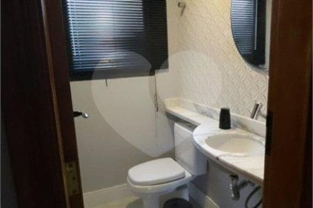 Apartamento à venda com 4 quartos, sendo 1 suíte, em Vila Monumento, São Paulo, SP