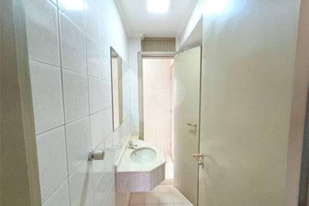 Apartamento à venda com 3 quartos, sendo 1 suíte, no Centro, Ribeirão Preto, SP