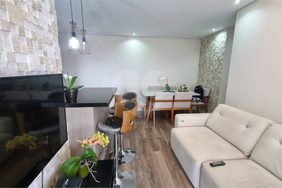 Apartamento à venda com 3 quartos, sendo 1 suíte,  em Chácara São João, São Paulo, SP