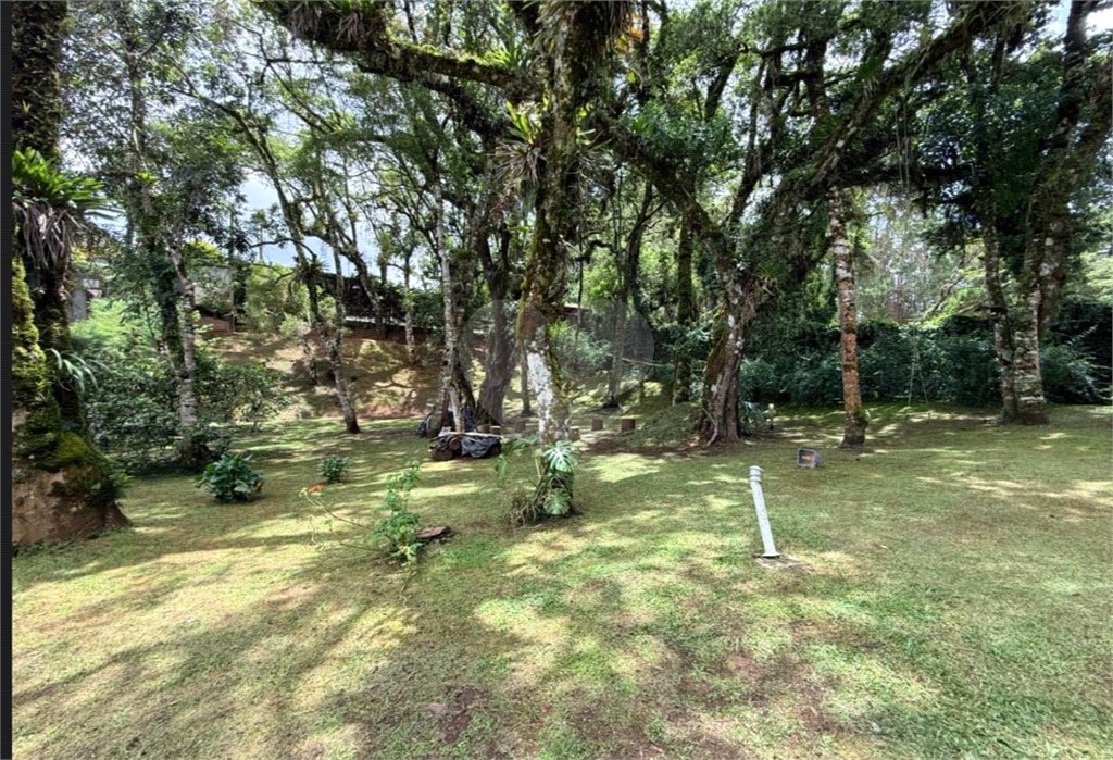 Casa à venda com 4 suítes em Vila Natal, Campos do Jordão, SP