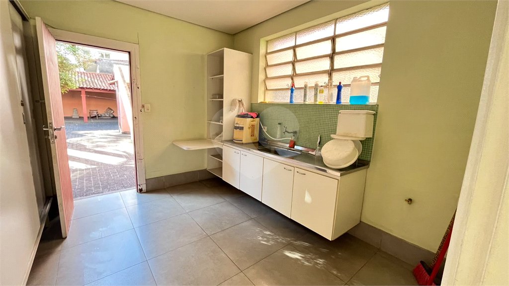 Sobrado à venda ou para alugar com 6 quartos, sendo 1 suíte, em Vila Mariana, São Paulo, SP