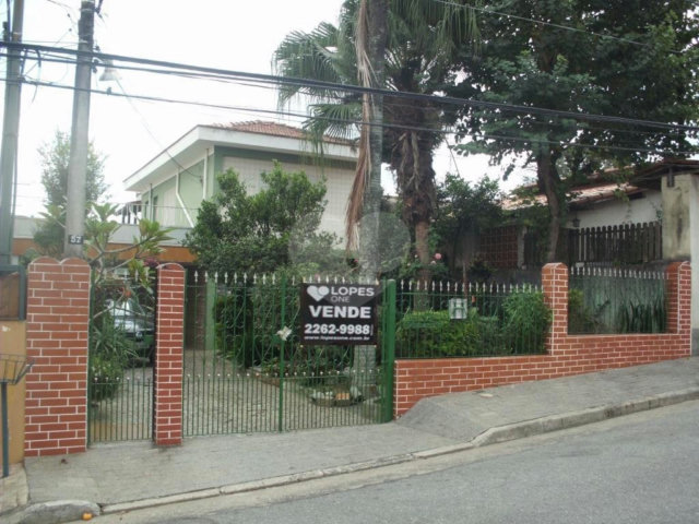 Sobrado à venda com 3 quartos em Tremembé, São Paulo, SP