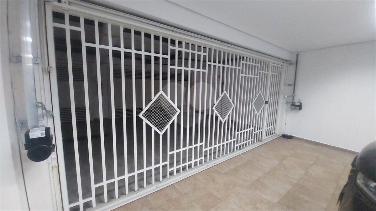 Casa para alugar com 3 quartos, sendo 1 suíte, no condomínio Santanna, São Paulo - SP
