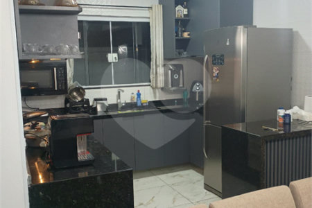 Casa à venda com 4 quartos, sendo 3 suítes,  no condomínio Residencial Real Park Tietê, Mogi das Cruzes - SP