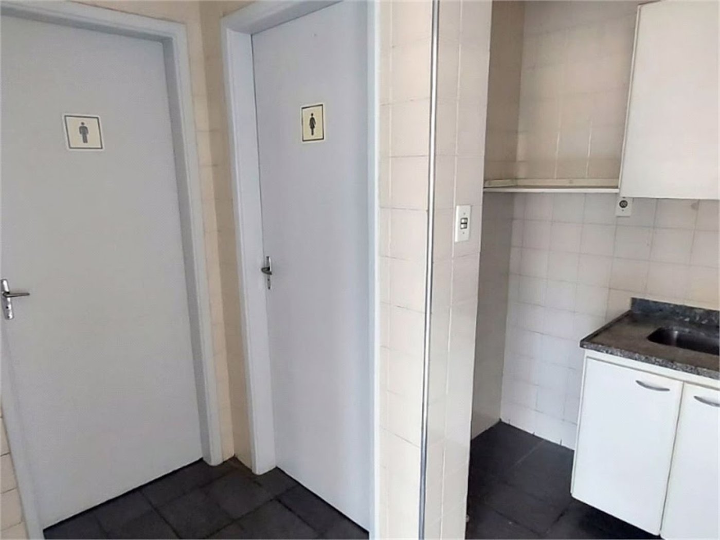 Sala Comercial para venda e locação, Centro, Santos - SA0068.