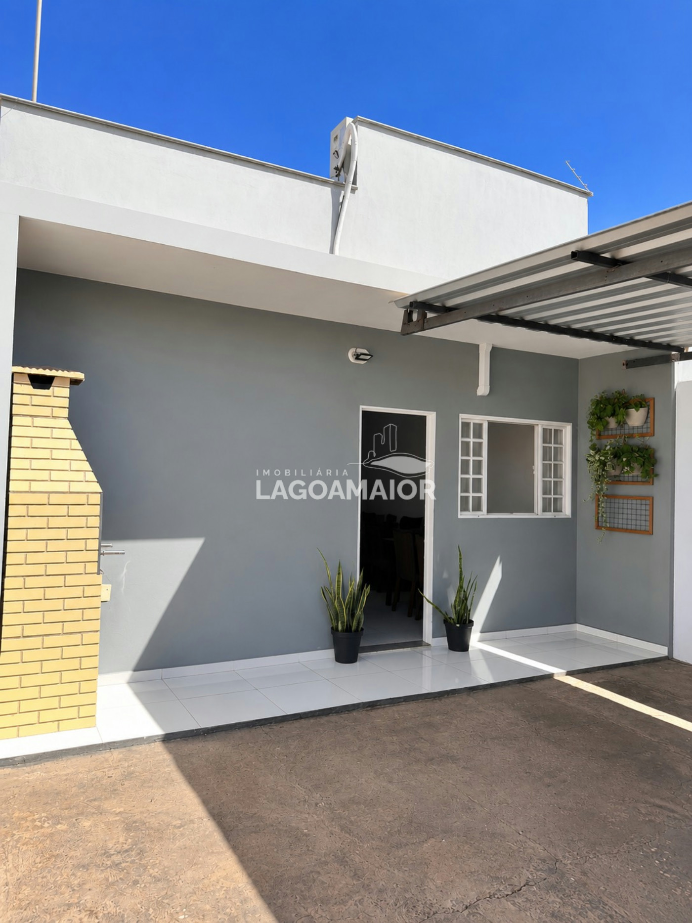 Casa à venda com 2 quartos em Parque Das Mangueiras, Três Lagoas, MS