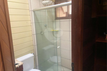 Casa à venda com 3 quartos, sendo 1 suíte,  no Centro, Araçoiaba da Serra, SP