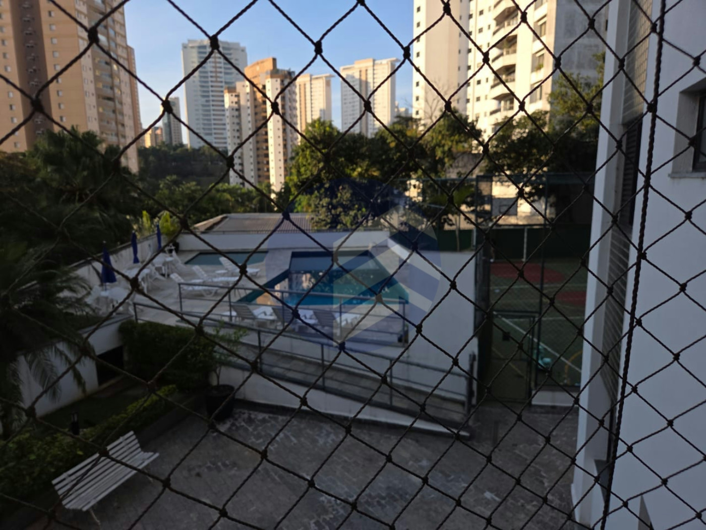 Apartamento à venda com 3 quartos, sendo 1 suíte, em Vila Andrade, São Paulo - SP