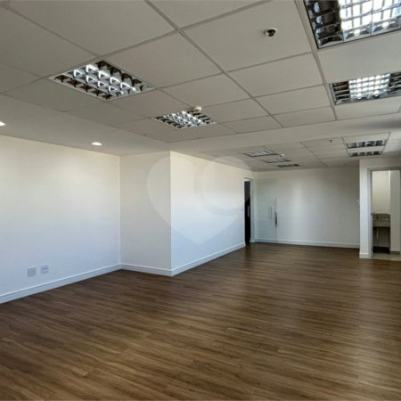 Sala para alugar em Vila Bastos, Santo André, SP