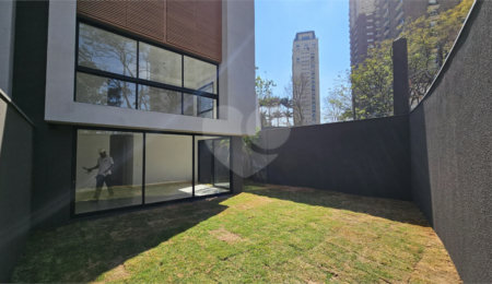 Casa à venda com 4 suítes no condomínio Cube Cidade Jardim, São Paulo - SP