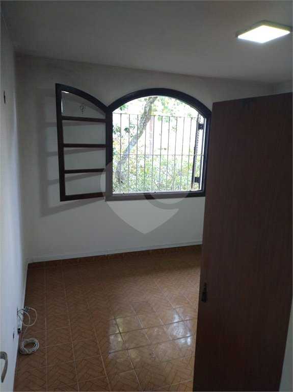 Sobrado à venda com 3 quartos, sendo 1 suíte, em Saúde, São Paulo, SP