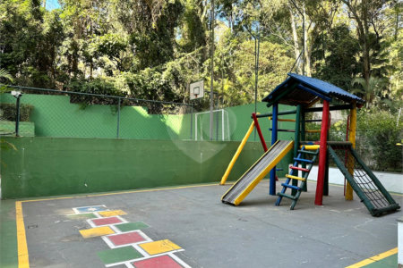 Apartamento à venda com 3 quartos, sendo 1 suíte, em Vila Andrade, São Paulo, SP