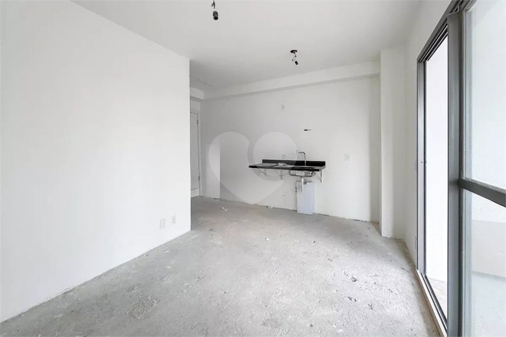 Apartamento com 1 dormitório próximo ao metrô Linha Verde.