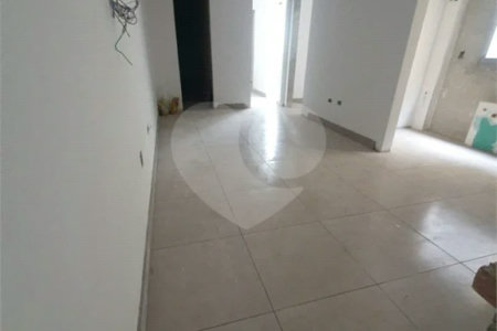 Cobertura com 100m² , 2 dormitórios , sendo 1 suíte , 1 vaga , à venda no bairro Campestre em Santo André.
