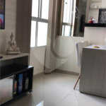 Apartamento no Condomínio Monte Logan.