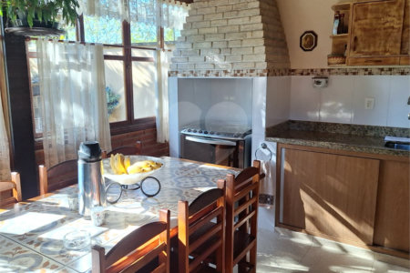 Casa em condomínio à venda com 4 quartos, sendo 2 suítes, no Centro, Bom Jesus dos Perdões, SP