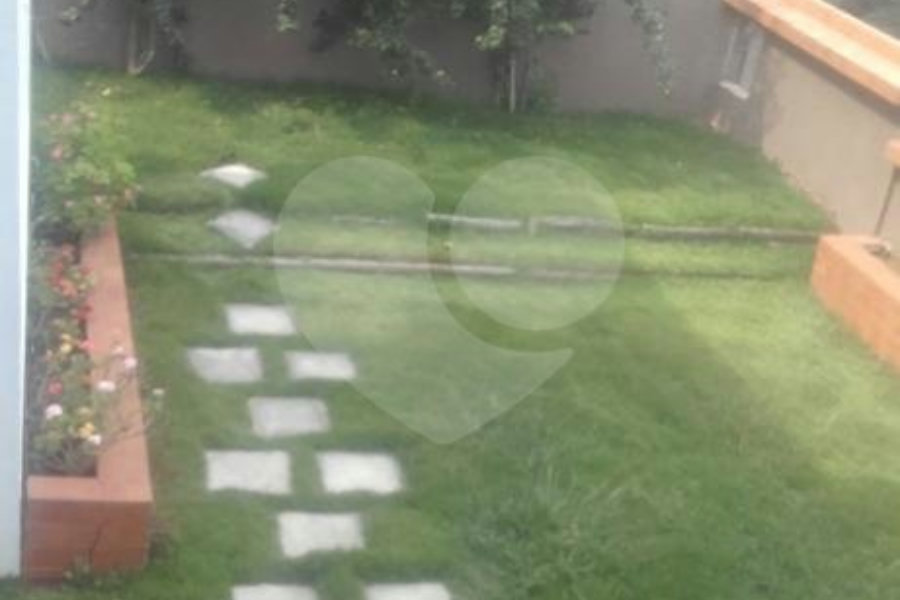 Sobrado à venda com 4 suítes em Tremembé, São Paulo, SP