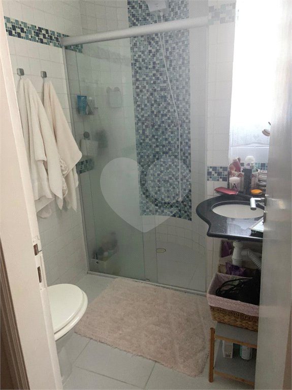 Casa à venda com 3 quartos, sendo 1 suíte, no condomínio Traituba, São Paulo - SP