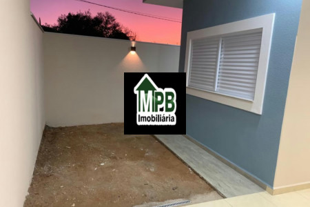 Casa à venda com 3 quartos, sendo 1 suíte, no condomínio Horto Florestal Villagio, Sorocaba - SP