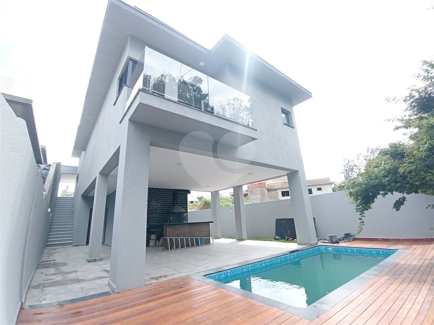Casa à venda com 3 suítes no condomínio Reserva dos Jatobás, Louveira - SP