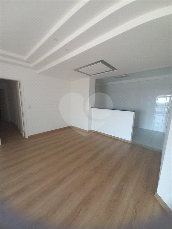 Apartamento à venda com 3 quartos, sendo 2 suítes,  no Centro, Mogi das Cruzes, SP
