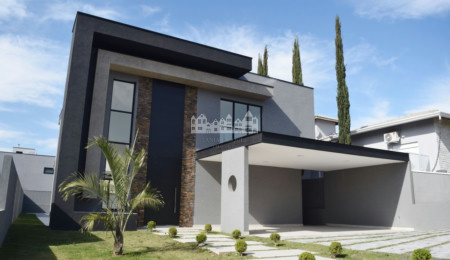 Casa à venda com 4 suítes no condomínio Figueira Garden, Atibaia - SP