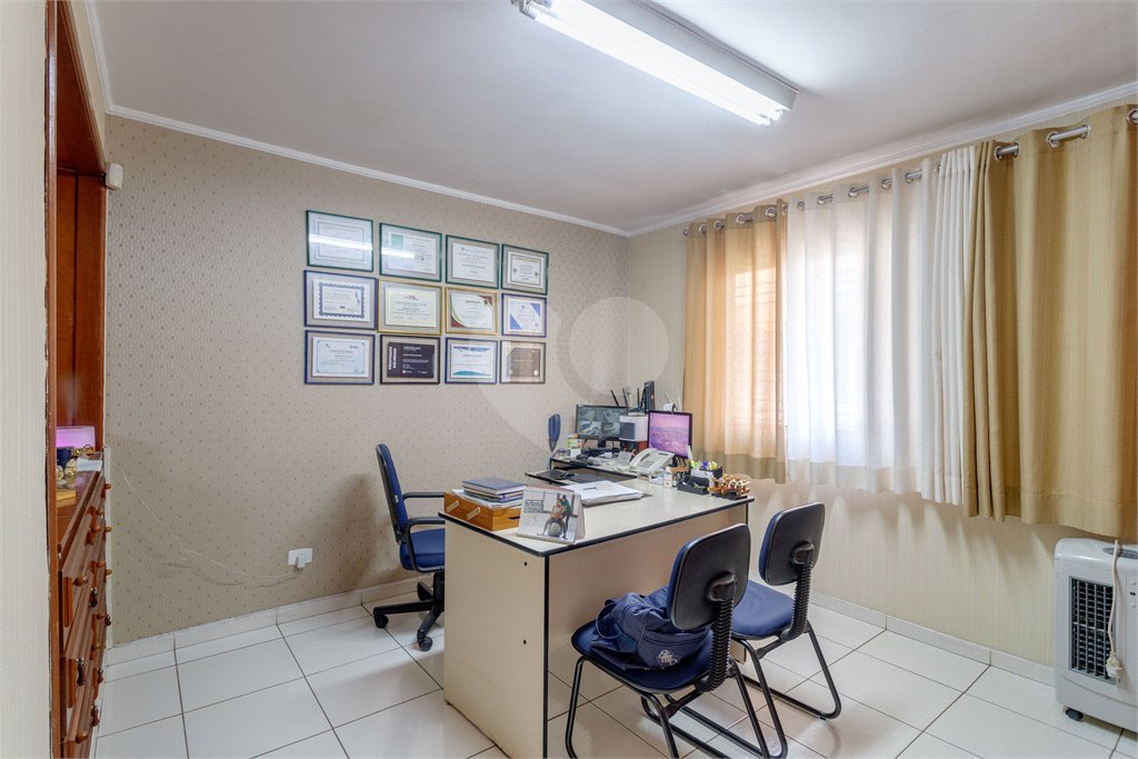 Sobrado à venda com 6 quartos em Chácara Santo Antônio, São Paulo, SP
