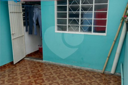 Casa à venda com 3 quartos, sendo 1 suíte, em Taba Marajoara, Suzano, SP