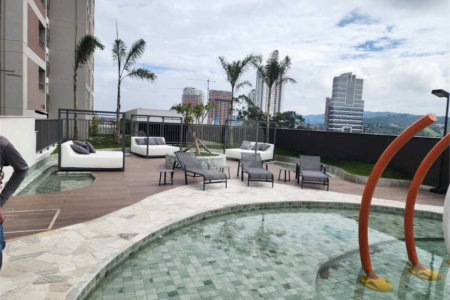 Apartamento à venda com 3 quartos, sendo 1 suíte,  em Vila Suissa, Mogi das Cruzes, SP