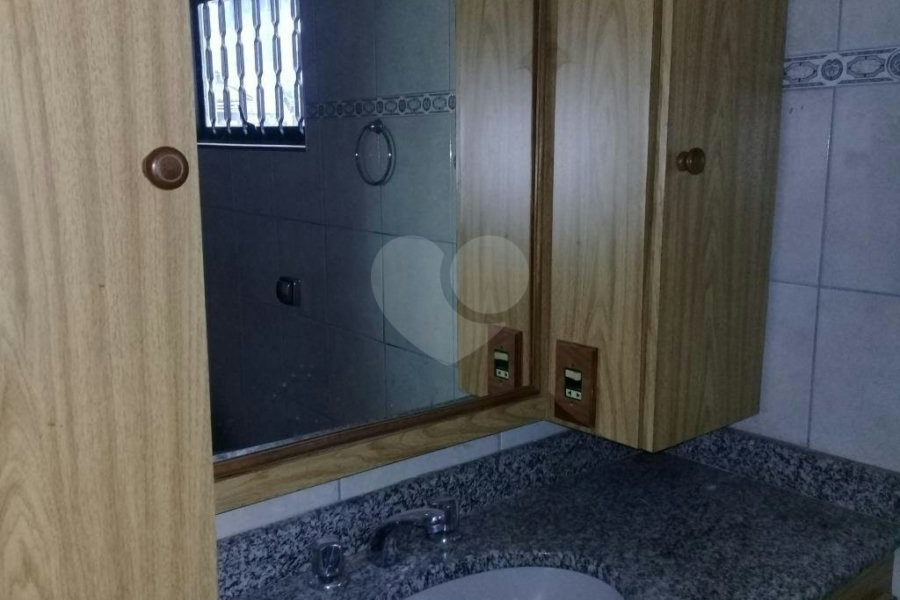 Sobrado à venda com 3 quartos, sendo 1 suíte,  em Horto, São Paulo, SP