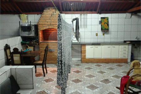 Casa à venda com 5 suítes em Vila Medeiros, São Paulo, SP