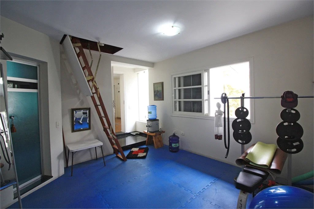 Sobrado à venda com 3 quartos, sendo 1 suíte, em Butantã, São Paulo, SP