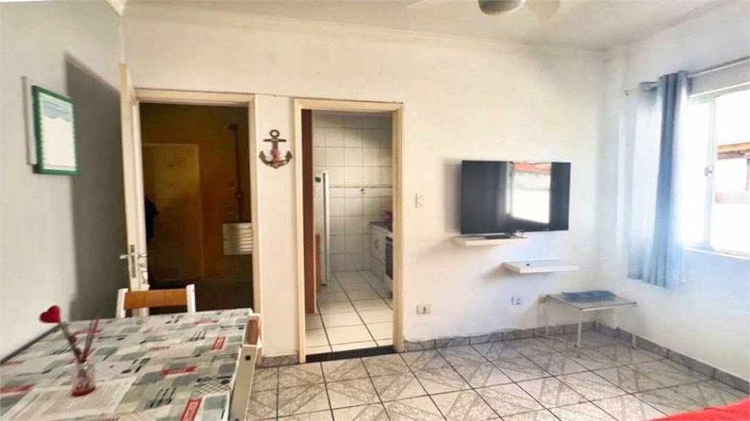Apartamento Residencial à venda, Vila Guilhermina, Praia Grande - AP0381.