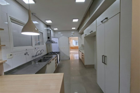 Casa à venda com 2 quartos, sendo 1 suíte, em Planalto Paulista, São Paulo, SP