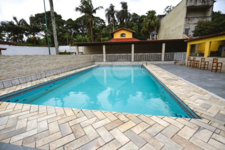 Chácara à venda com 3 quartos, sendo 1 suíte, em Vila São Pedro, Suzano, SP