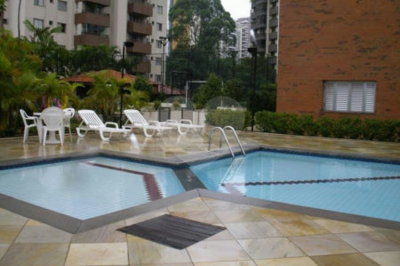 Apartamento à venda com 4 quartos, sendo 2 suítes, em Vila Suzana, São Paulo, SP