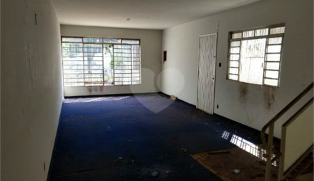 Sobrado à venda com 2 quartos em Vila Alexandria, São Paulo, SP