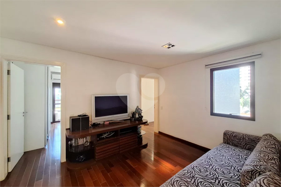 Apartamento à venda com 3 suítes em Santana, São Paulo, SP