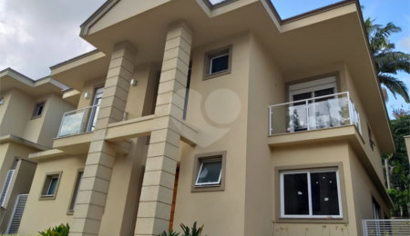 Casa à venda com 4 suítes no condomínio Villagio Di Modena, São Paulo - SP
