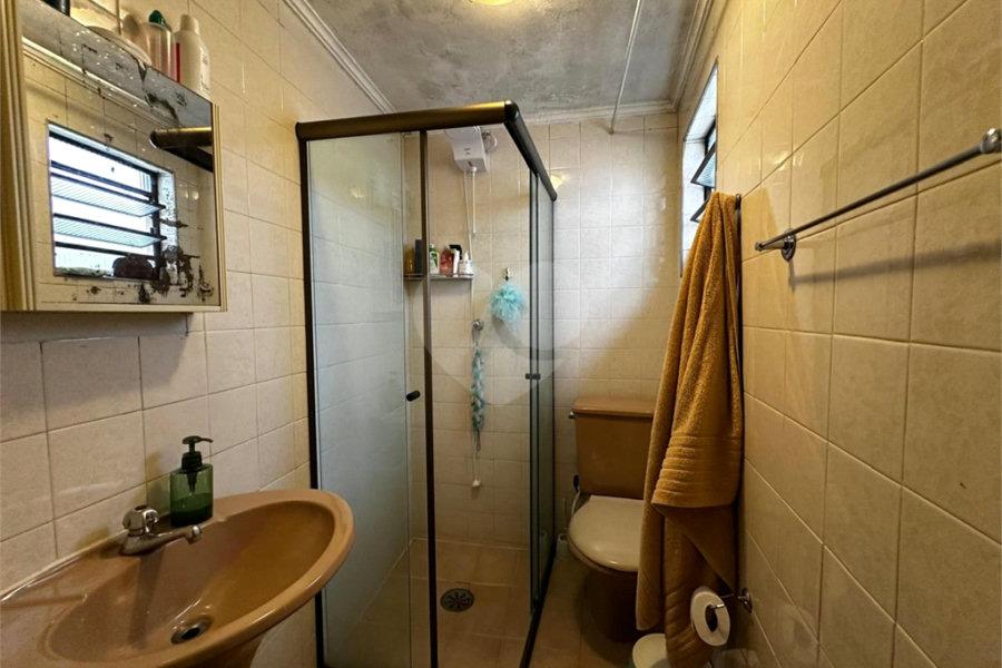 Casa à venda com 3 quartos, sendo 1 suíte, em Planalto Paulista, São Paulo, SP