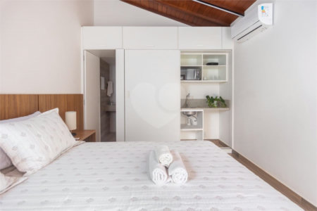Casa à venda com 5 quartos, sendo 3 suítes, em Geribá, Armação dos Búzios, RJ